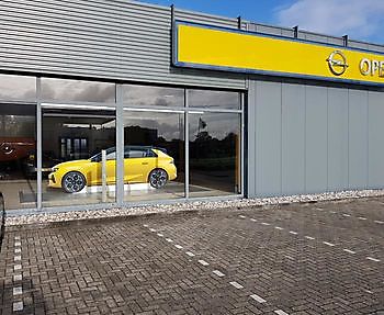 Figuur re board karton  nieuwe Opel Astra Ambergen  Winschoten - Spandoekstore.com reclameuitingen